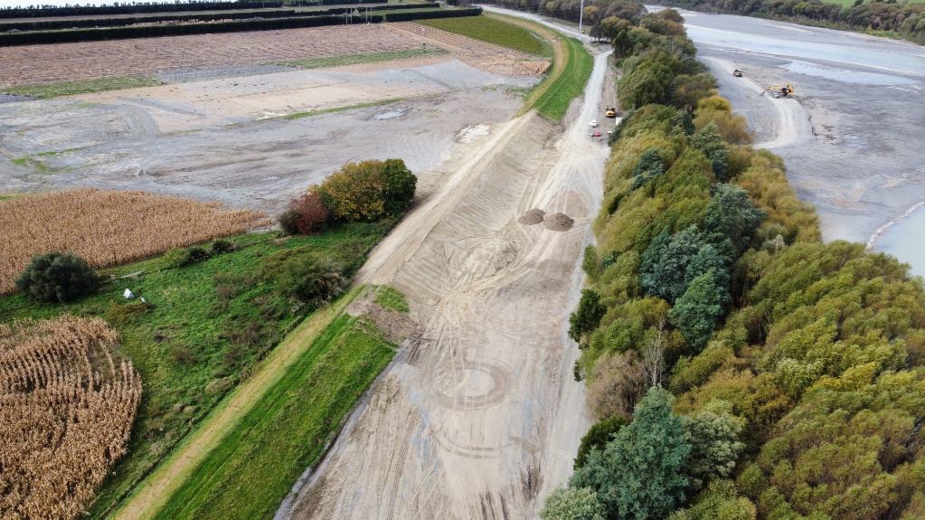 HES Earthmoving - Projects - Fernhill stopbank reinstatement
